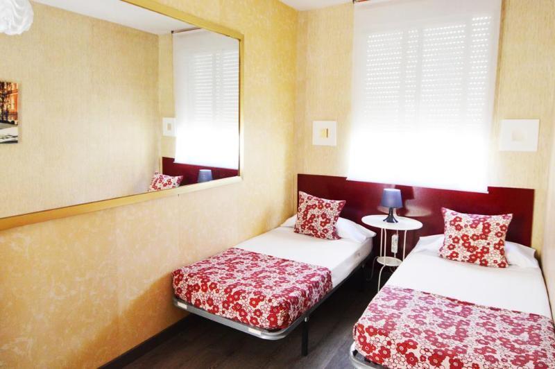 Los Amigos Hostel Madrid Ngoại thất bức ảnh