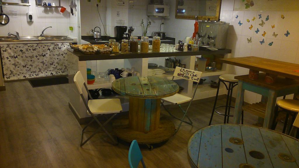 Los Amigos Hostel Madrid Ngoại thất bức ảnh