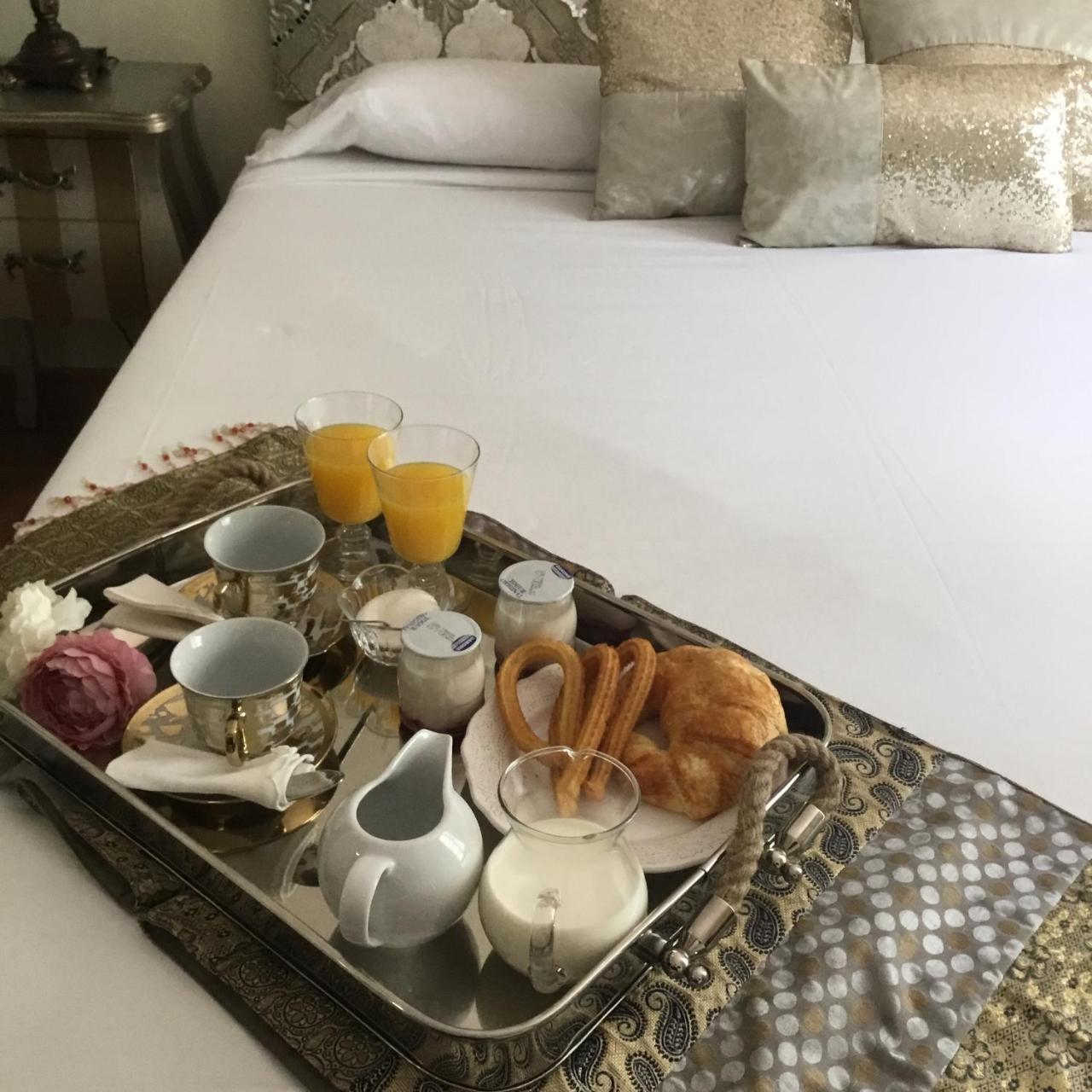 Los Amigos Hostel Madrid Ngoại thất bức ảnh
